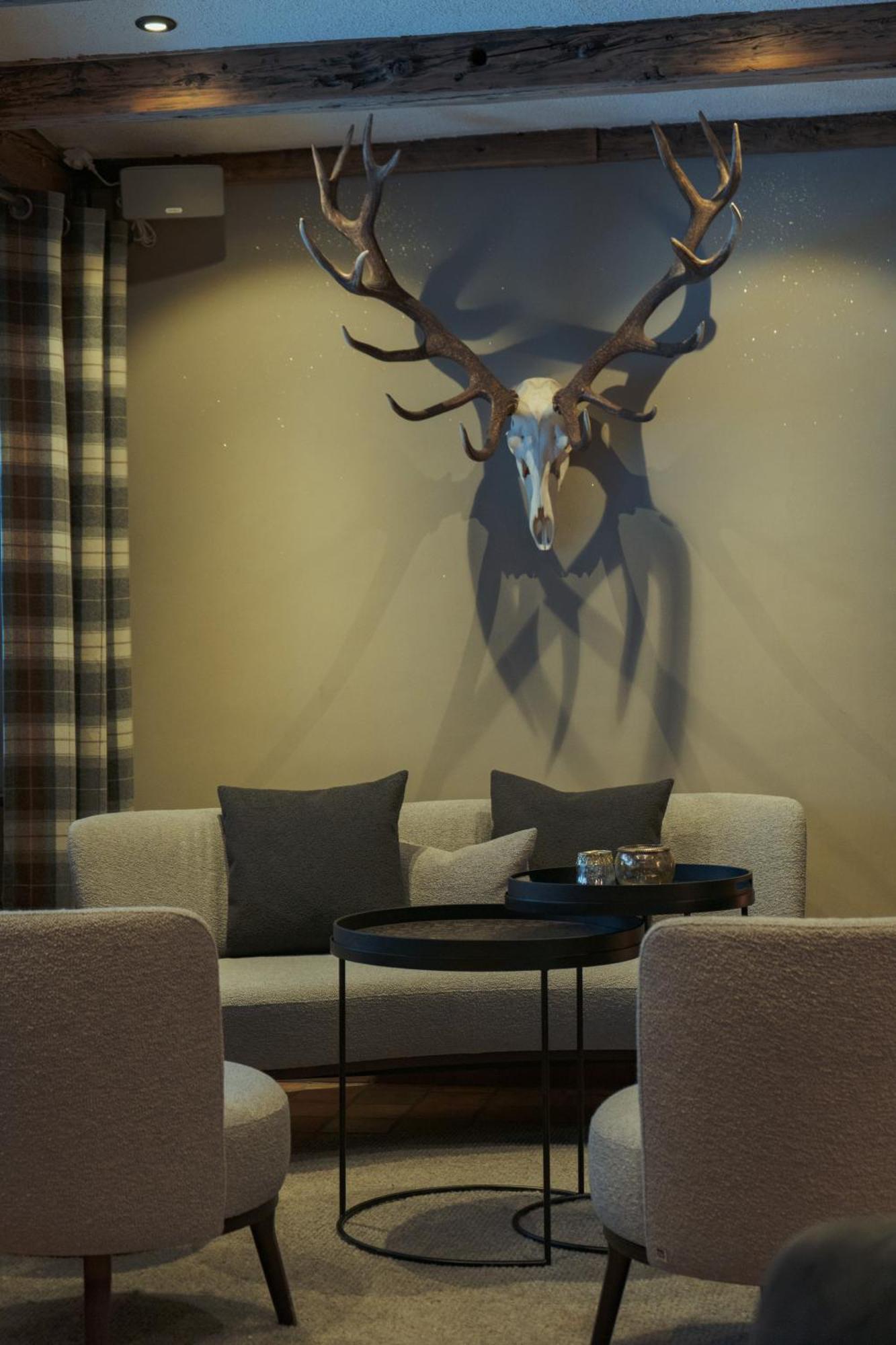 Jaegerhof Serviced Apartements Zermatt Ngoại thất bức ảnh
