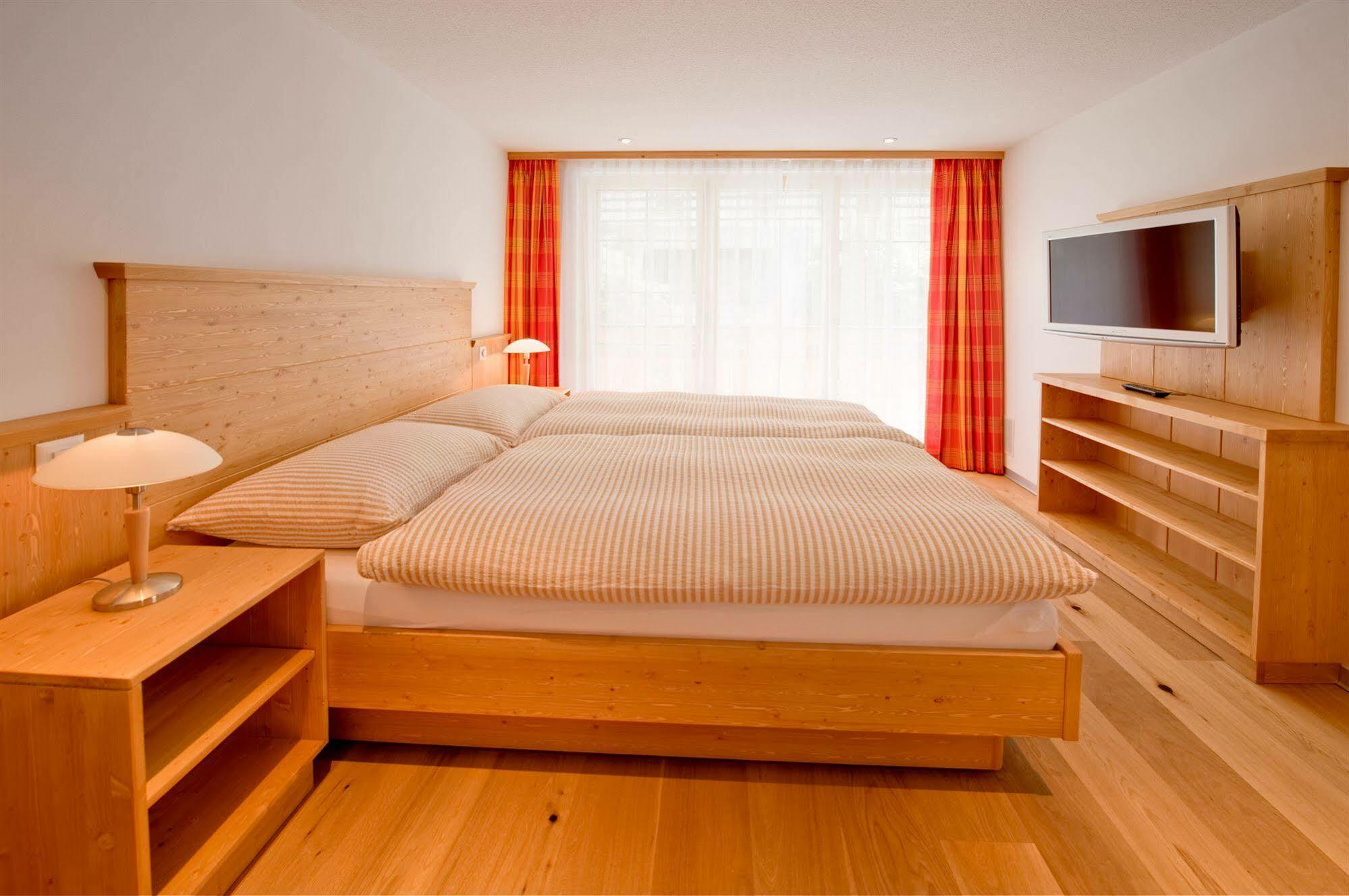 Jaegerhof Serviced Apartements Zermatt Ngoại thất bức ảnh