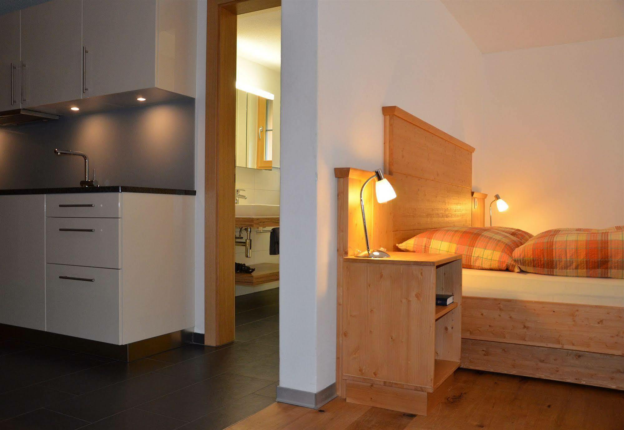 Jaegerhof Serviced Apartements Zermatt Ngoại thất bức ảnh