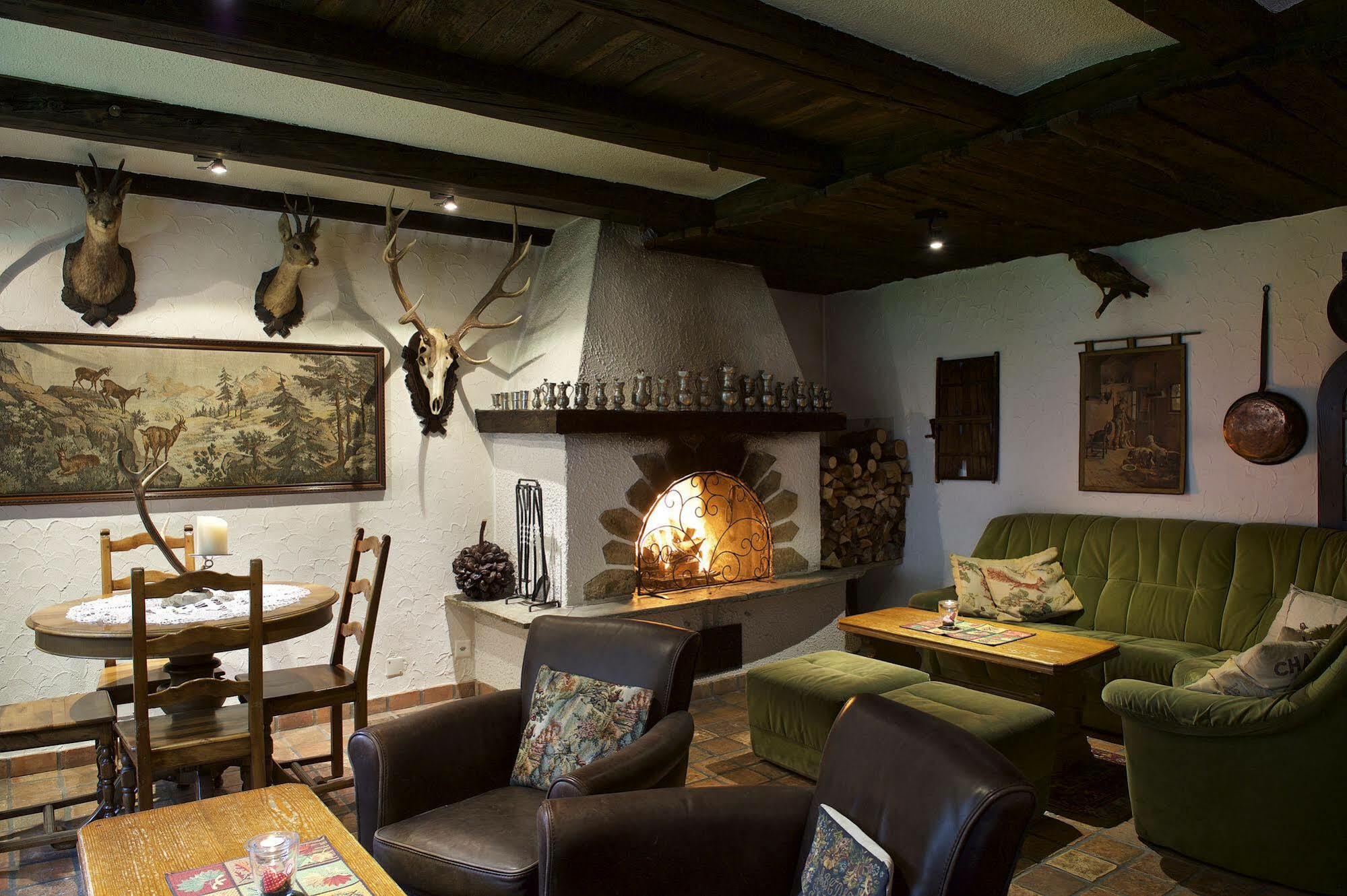 Jaegerhof Serviced Apartements Zermatt Ngoại thất bức ảnh
