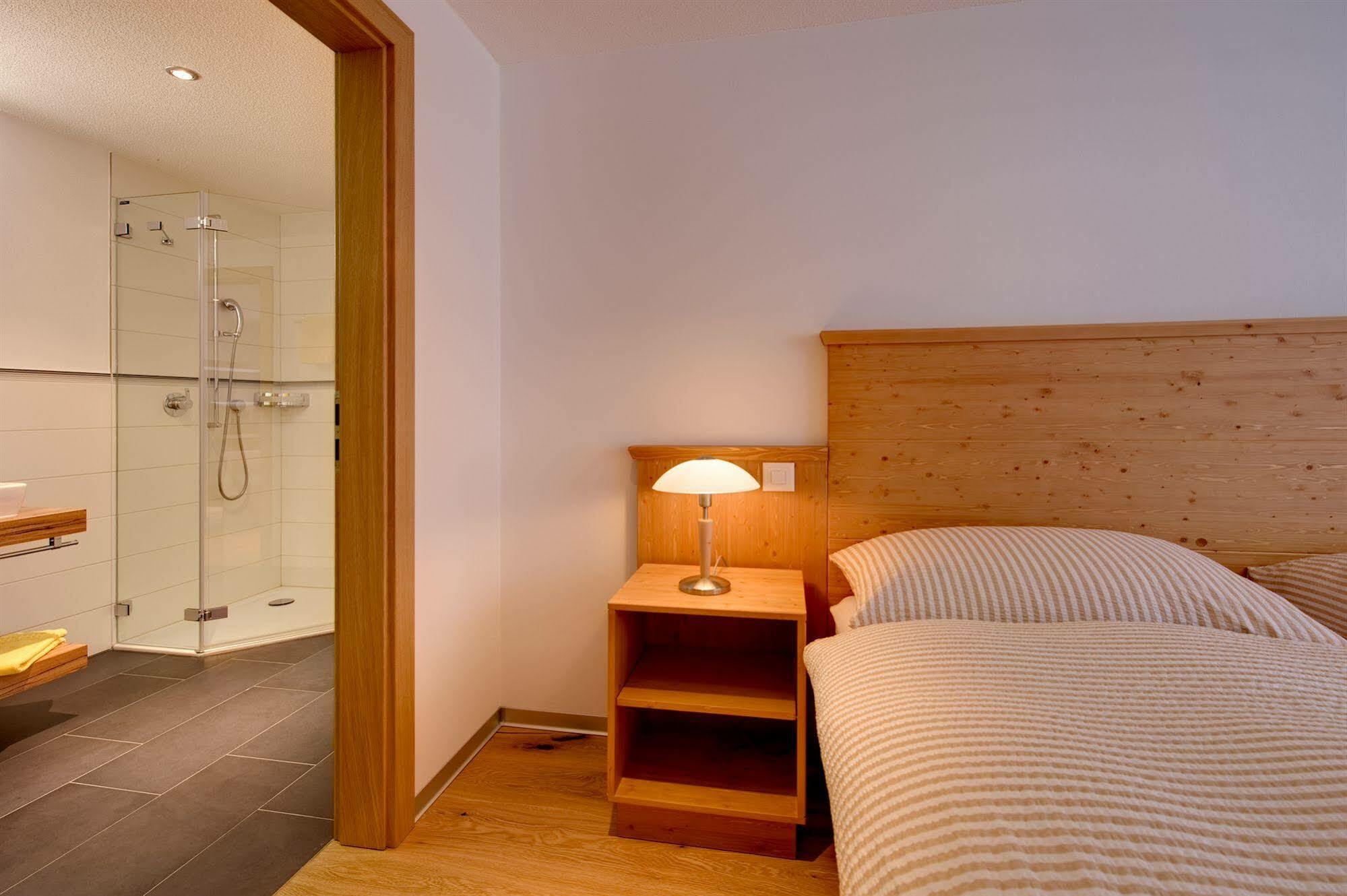 Jaegerhof Serviced Apartements Zermatt Ngoại thất bức ảnh